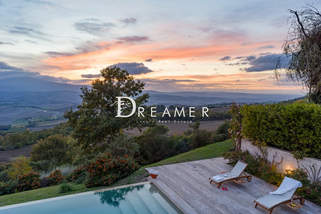 Luxury Country House <br>in Val D’Orcia