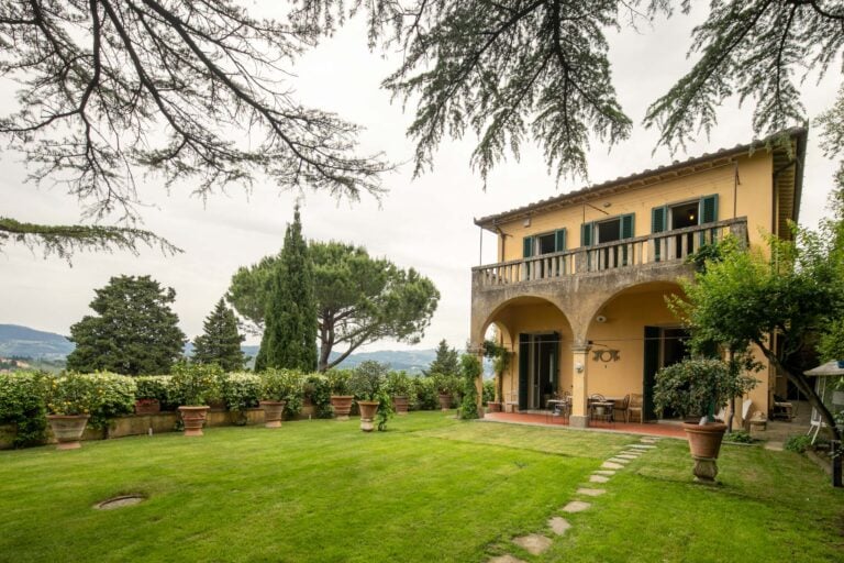 Property with Villa and annex<br> in Fiesole