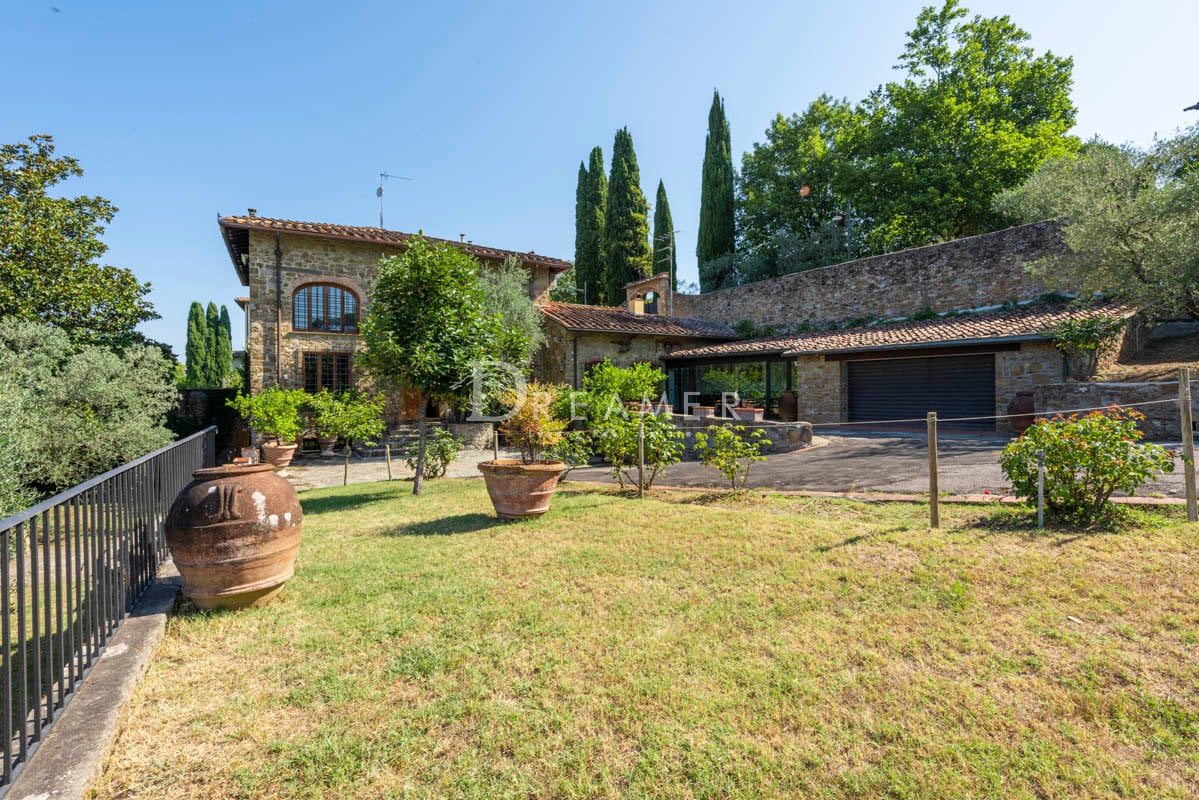 Country House<br> in Florence, Tuscany
