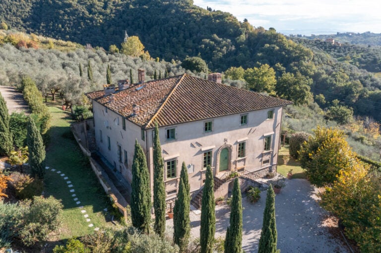 Villa Storica con Piscina<br> sulle Colline di Lucca